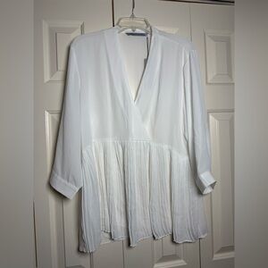 Arianna‎ Women’s Pleated 3/4 Sleeve Vneck Top